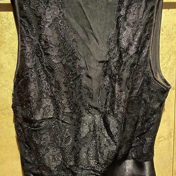 Elegant Black Lace Jumpsuit - Picture 4 of 5